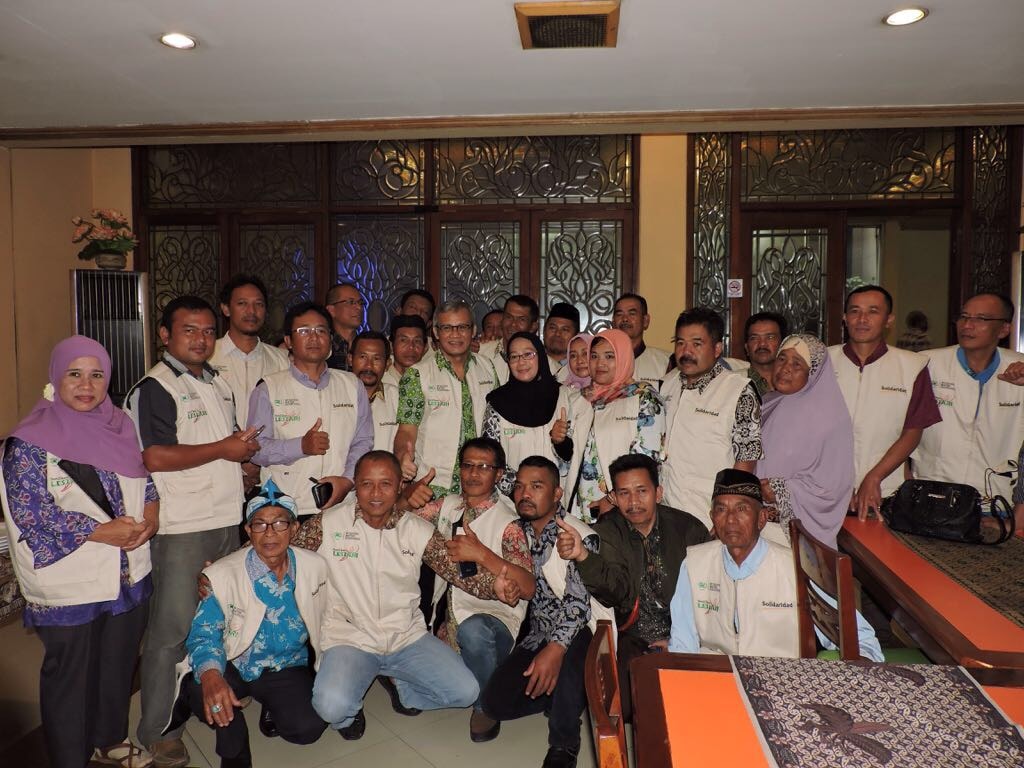 Bp. Aria Bima bersama Paguyuban Tani Lestari