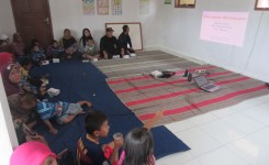 Woman Montly Meeting di Cicadas