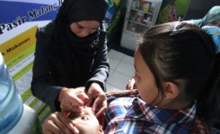 Vaksinasi untuk bayi